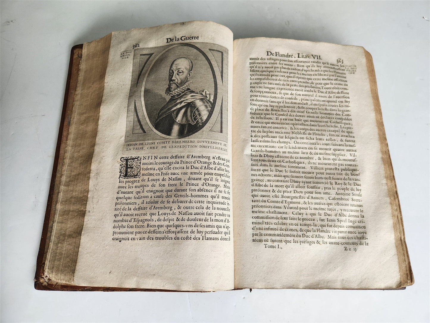 1659 Histoire de la Guerre de Flandre antique FOLIO FRENCH ROYAL PATTERN BINDING