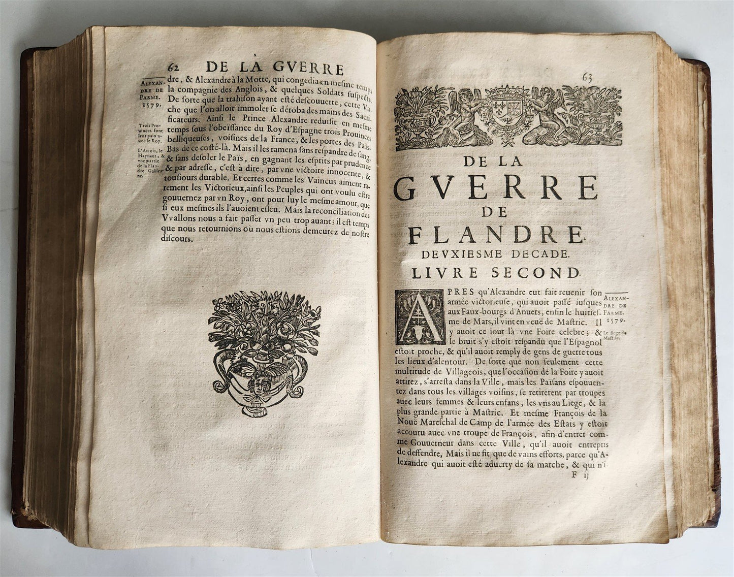 1659 Histoire de la Guerre de Flandre antique FOLIO FRENCH ROYAL PATTERN BINDING