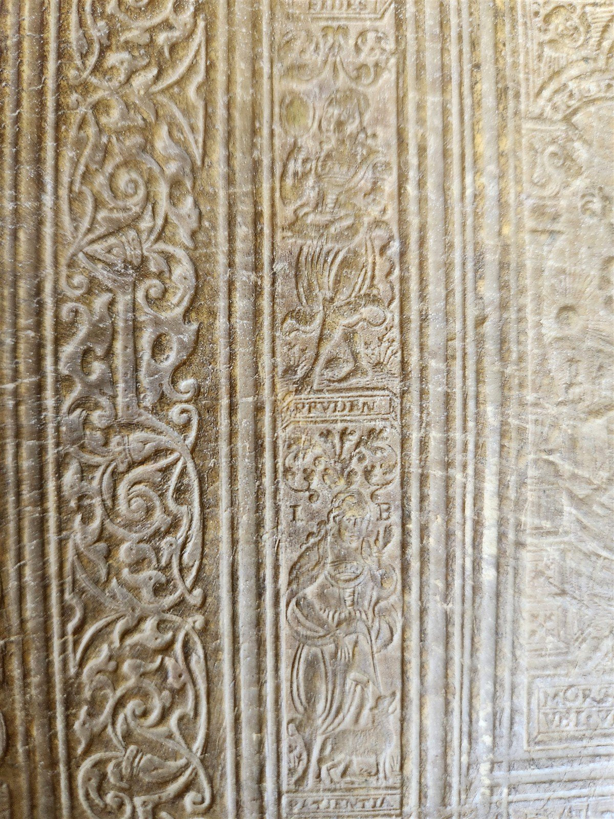 1575 Sacrae bibliothecae sanctorum patrum 16th cent. ANTIQUE PIGSKIN BOUND FOLIO