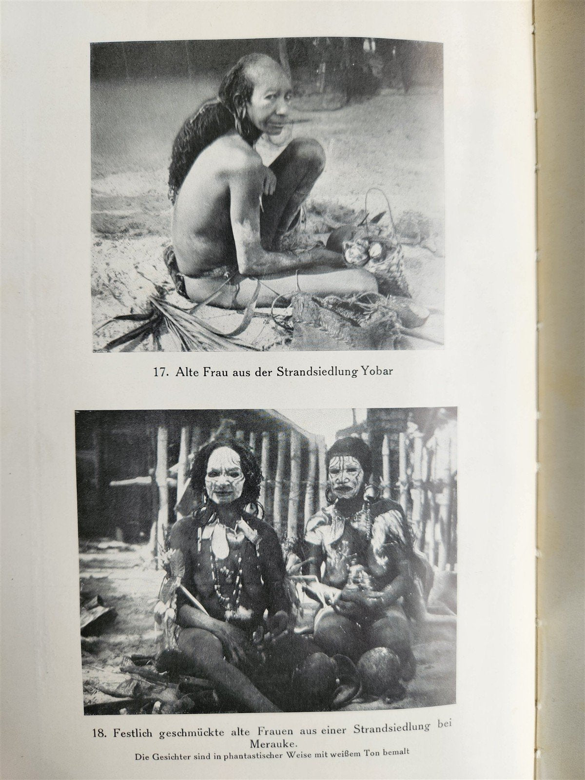 1928 DEMONS & SAVAGES in NEW GUINEA in GERMAN ILLUSTRATED ANTIQUE