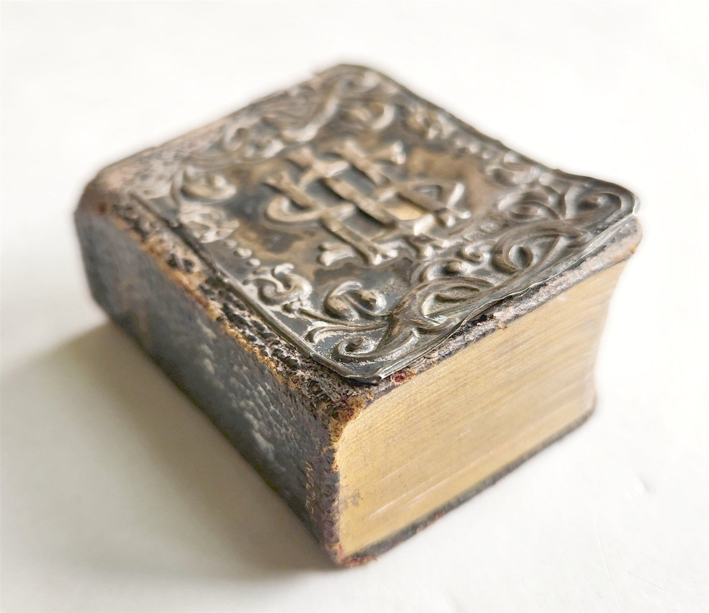 1890s MINIATURE BIBLE in ENGLISH w/ SILVER COVER ANTIQUE