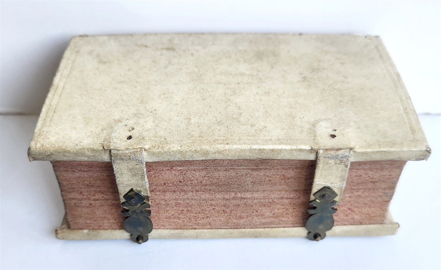 1644 POLITICAL TREATISE by Johannes Loccenius antique VELLUM BINDING w/ CLASPS