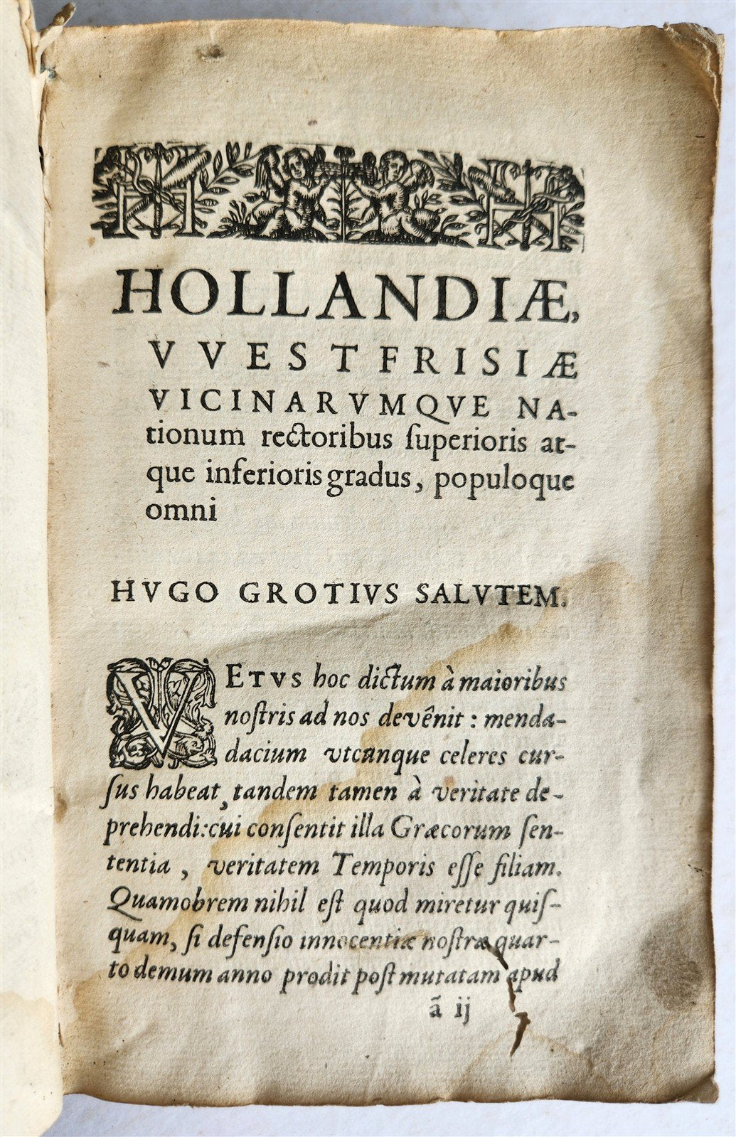 1622 APOLOGETICUS EORUM QVI HOLLANDIAE by Hugone Grotio antique VELLUM BINDING