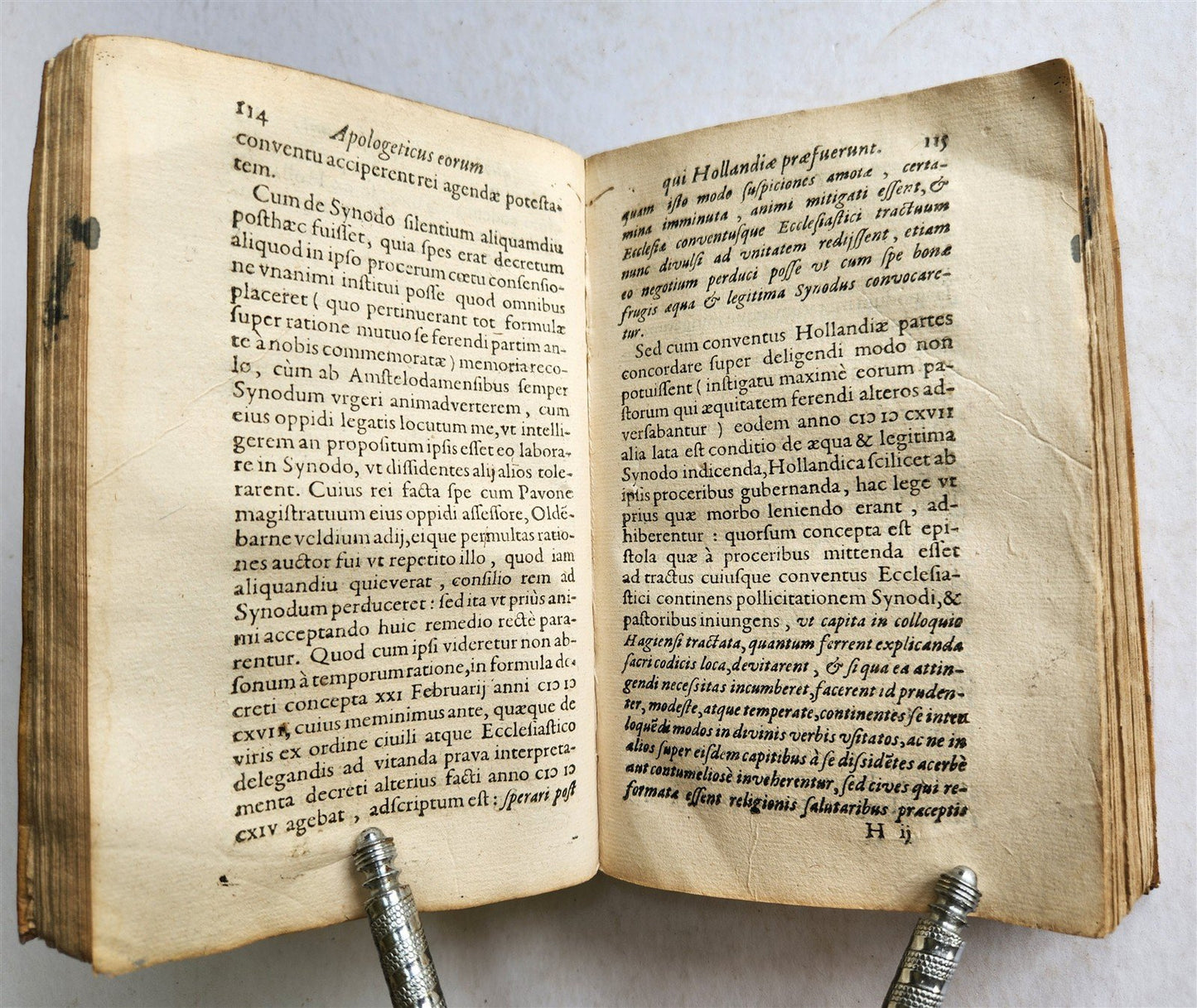 1622 APOLOGETICUS EORUM QVI HOLLANDIAE by Hugone Grotio antique VELLUM BINDING