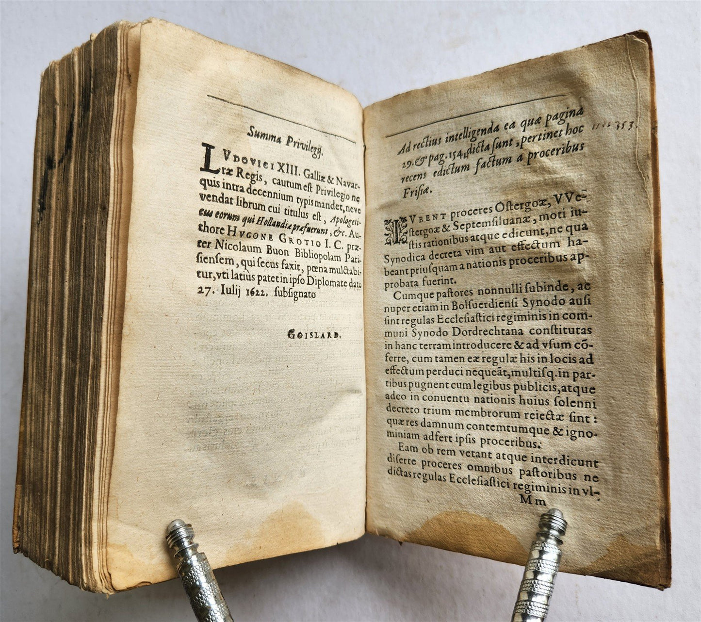 1622 APOLOGETICUS EORUM QVI HOLLANDIAE by Hugone Grotio antique VELLUM BINDING