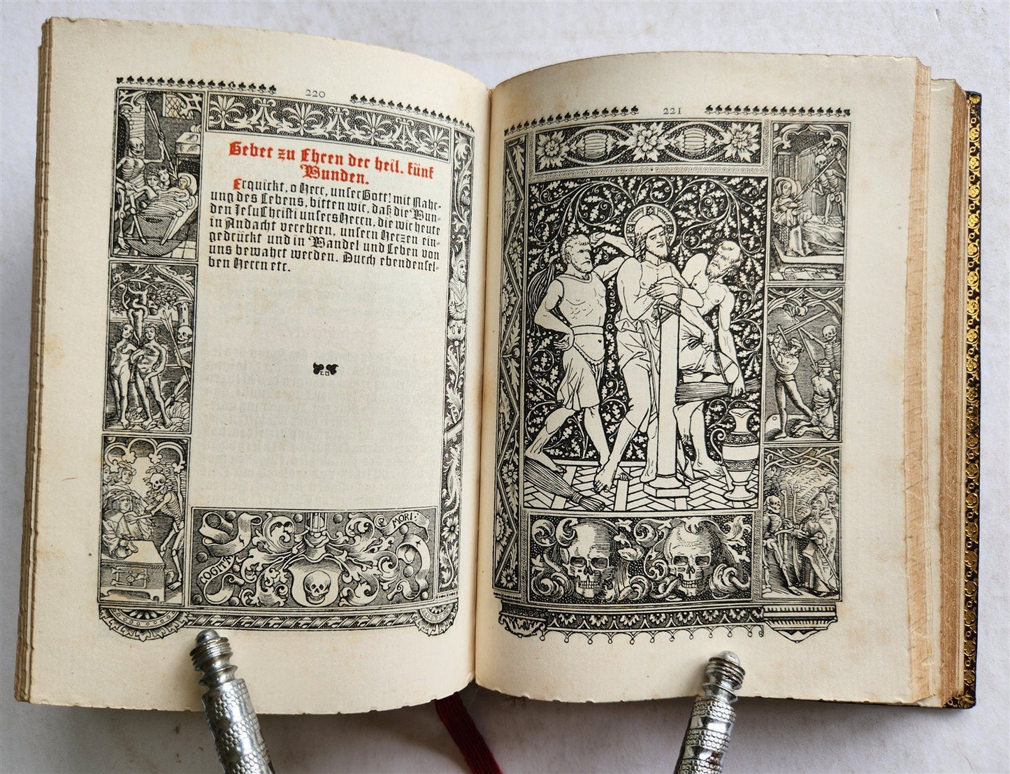 1882 Catholicum Romanum antique ILLUSTRATED PRAYER BOOK in GERMAN