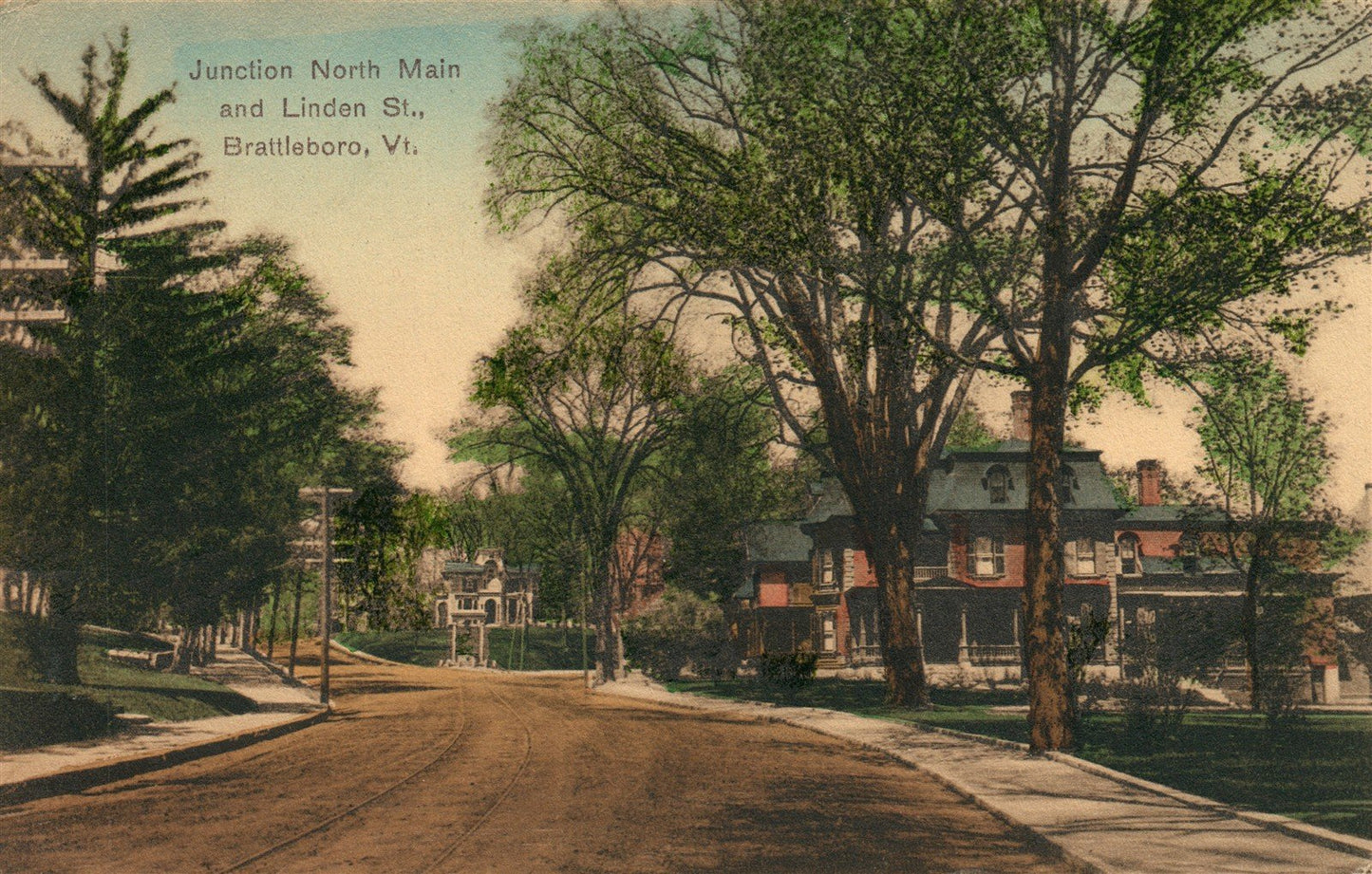 BRATTLEBORO VT NORTH MAIN & LINDEN STREET ANTIQUE POSTCARD