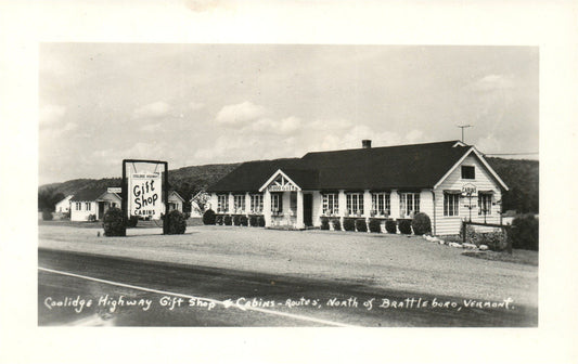 BRATTLEBORO VT COOLIDGE HIGHWAY CABINS ANTIQUE REAL PHOTO POSTCARD RPPC