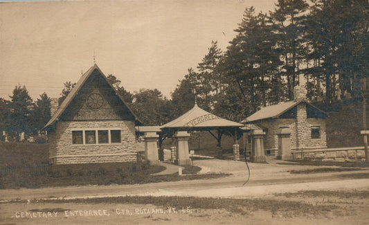 RUTLAND VT CEMETERY ANTIQUE REAL PHOTO POSTCARD RPPC