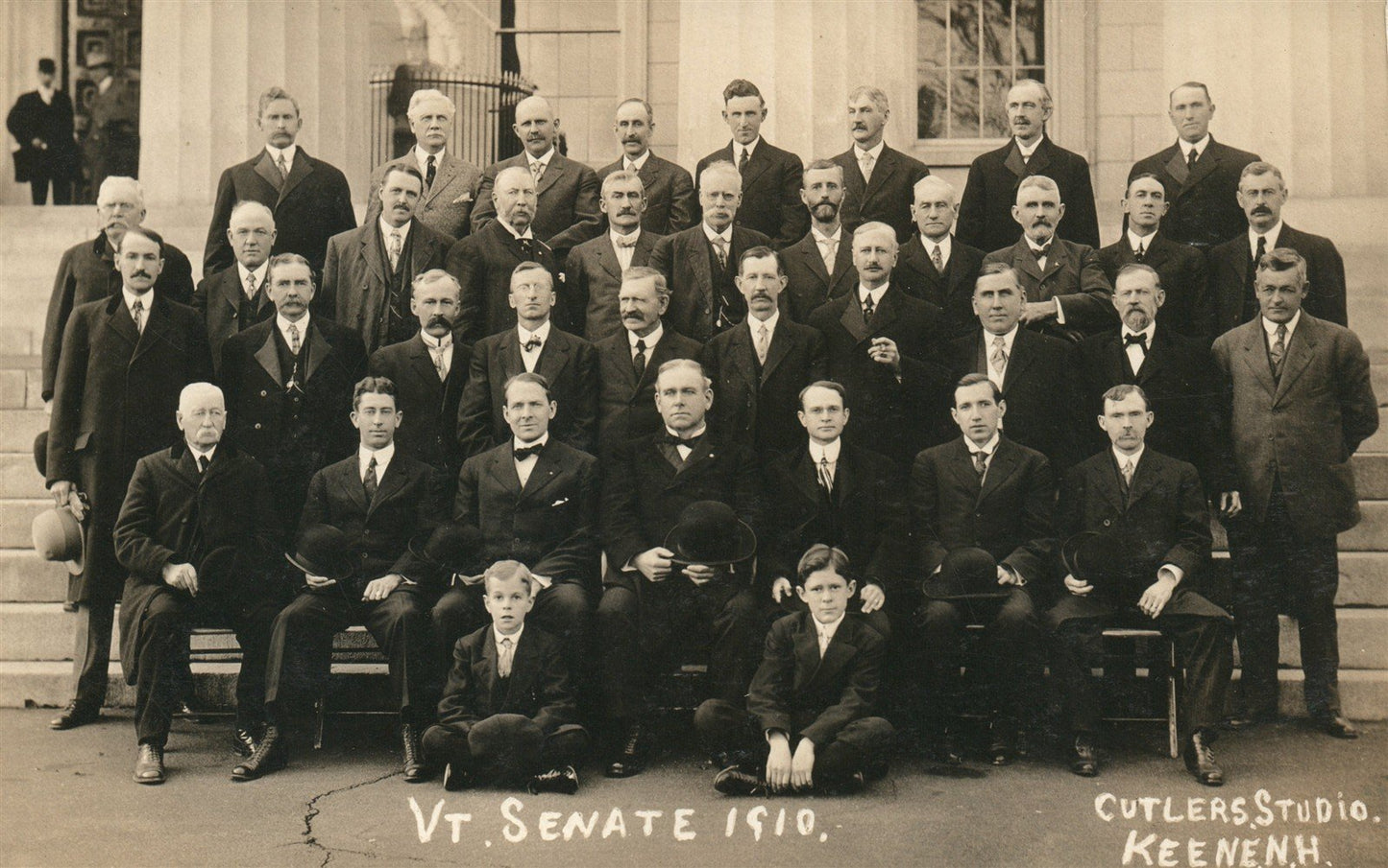 1910 VERMONT SENATE VT ANTIQUE REAL PHOTO POSTCARD RPPC