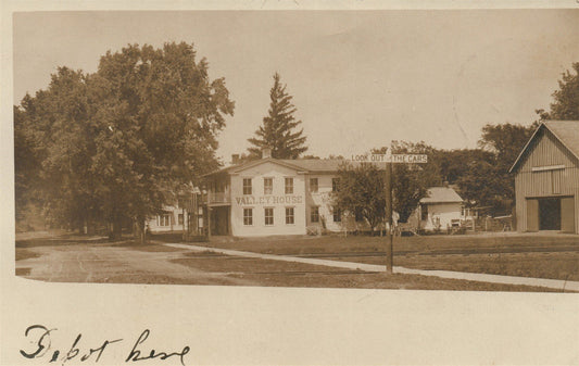 BLACK EARTH WI STREET SCENE ANTIQUE REAL PHOTO POSTCARD RPPC