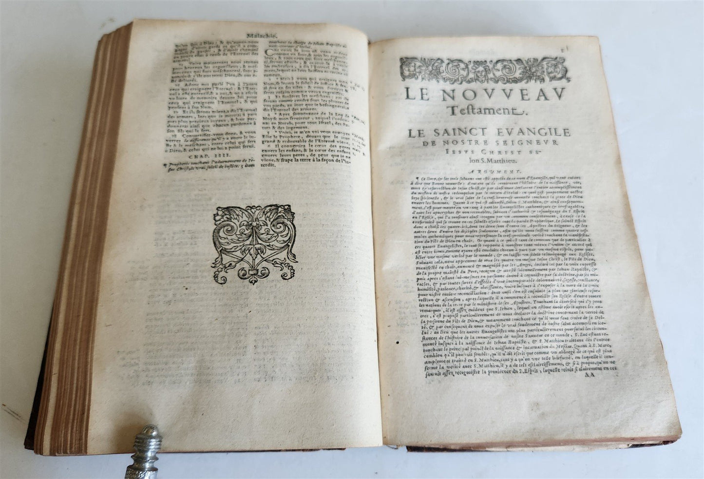 1588 BIBLE in FRENCH antique 16th CENTURY OLD & NEW TESTAMENT