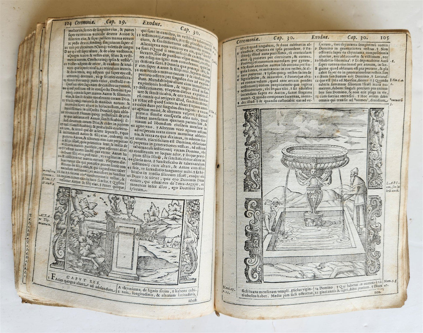 1574 BIBLE in LATIN antique 600 WOODCUTS by Hans Holbein & Bernard Salomon RARE