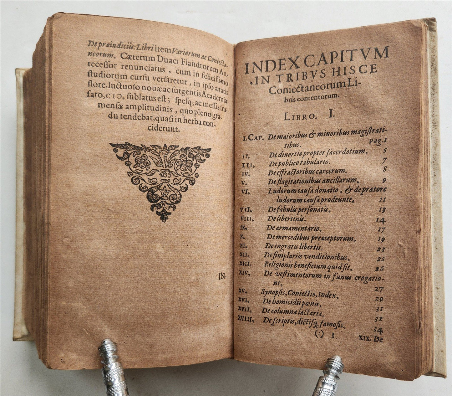 1622 LAW TREATISE by FLEMISH JURIST Jacobus RAEVARDUS antique VELLUM BINDING