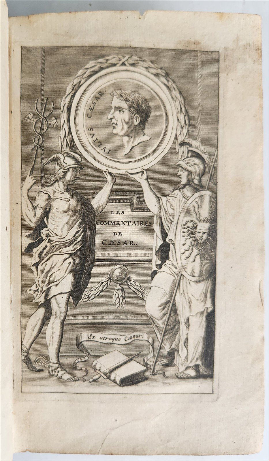 1678 JULIUS CAESAR COMMENTARIES ILLUSTRATED w/ MAP antique in FRENCH