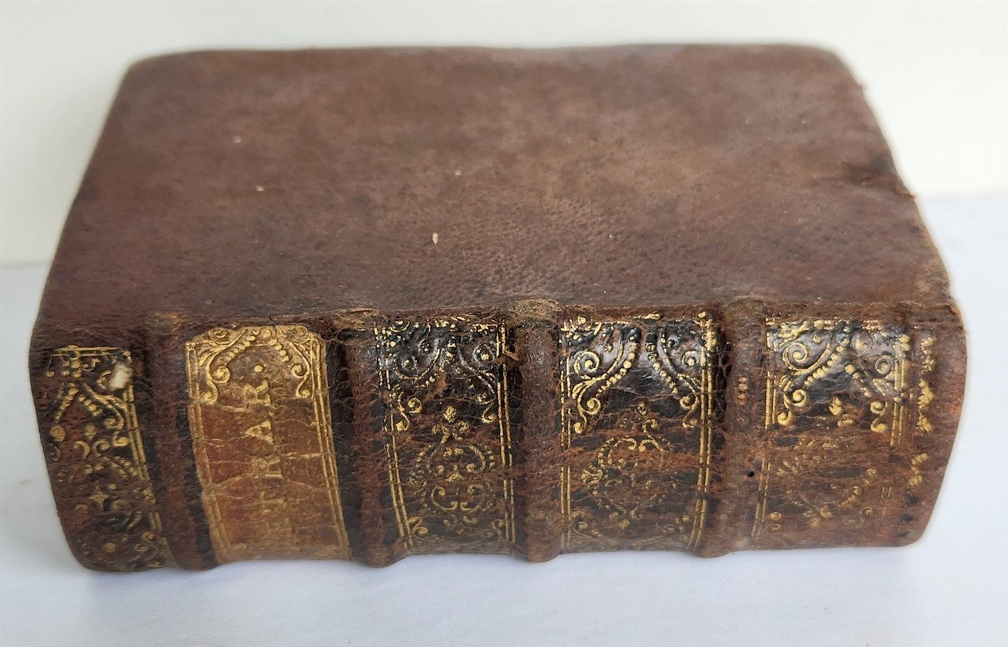 1572 PETRARCH ILLUSTRATED in ITALIAN antique 16th CENTURY rare PETRARCA POETRY