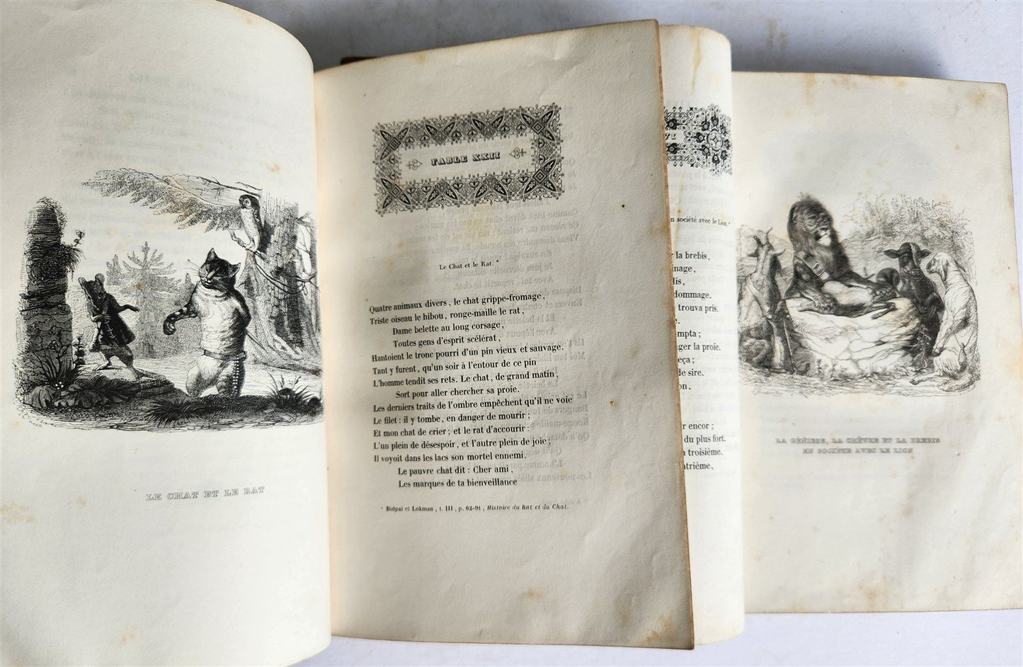 1839 FABLES by LA FONTAINE 2 VOLUMES illustrated ANTIQUE in FRENCH