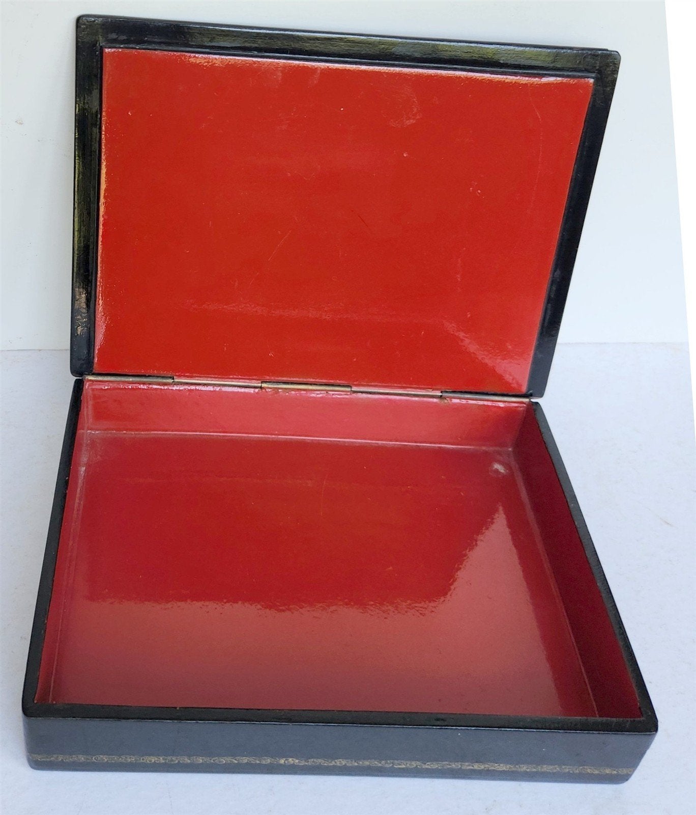 RUSSIAN MSTERA SCHOOL 1960s LARGE LACQUER BOX vintage SIGNED by ARTIST