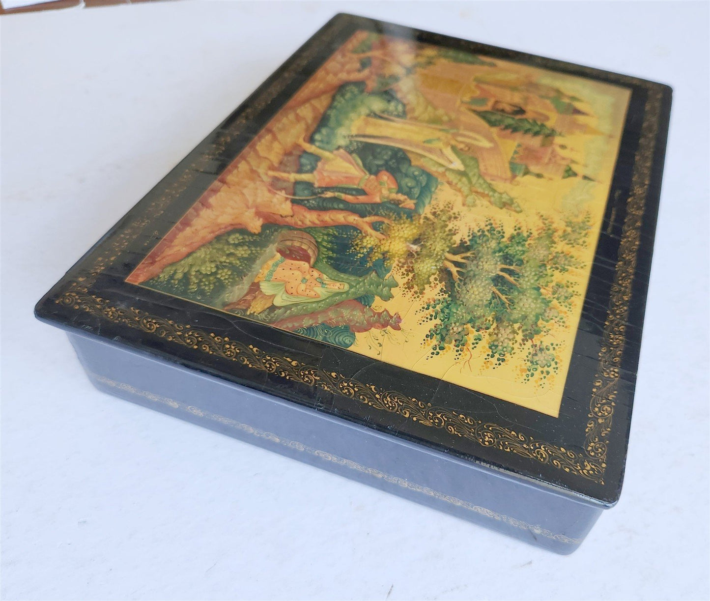 RUSSIAN MSTERA SCHOOL 1960s LARGE LACQUER BOX vintage SIGNED by ARTIST