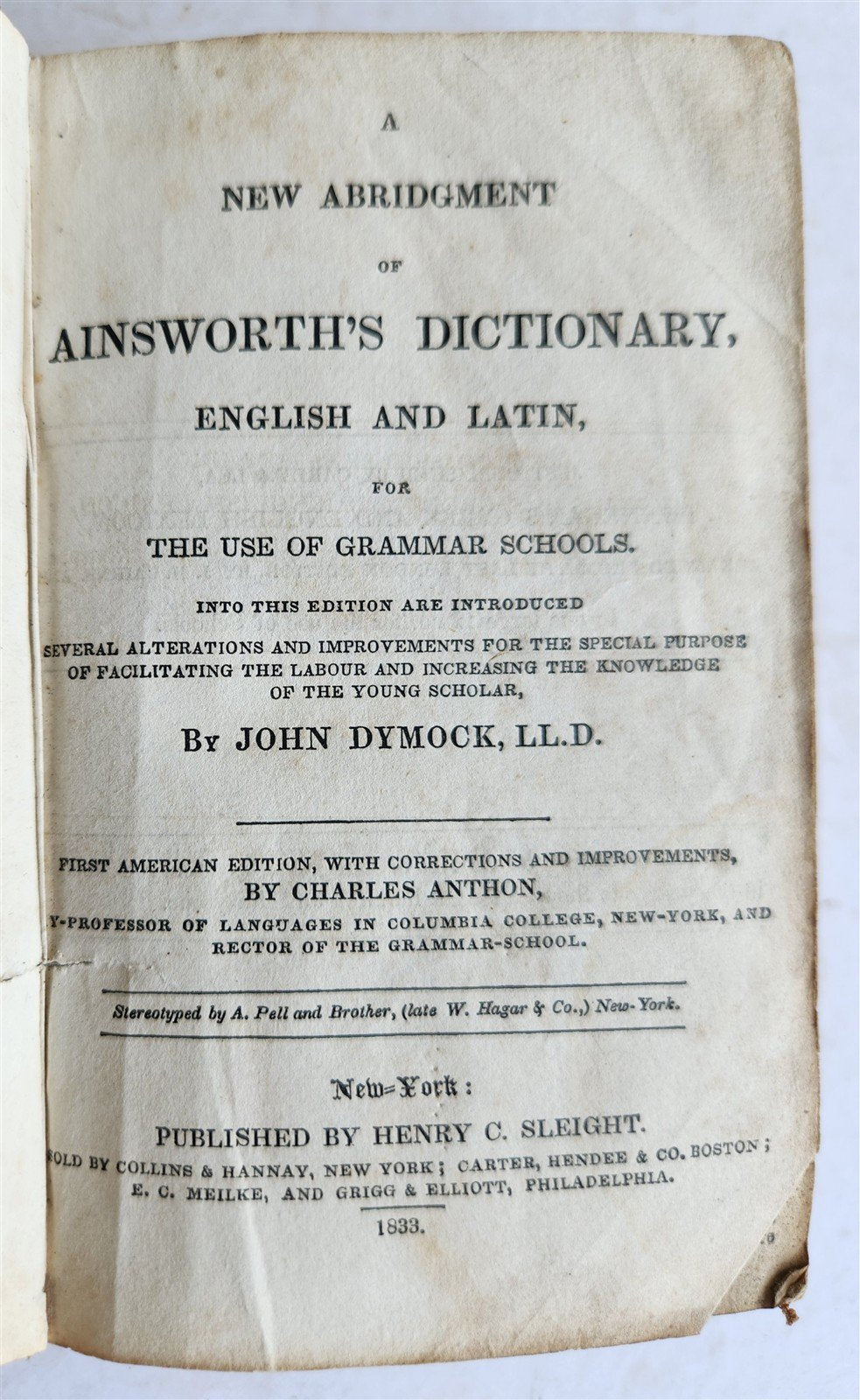 1833 ENGLISH & LATIN AINSWORTH'S DICTIONARY antique AMERICANA