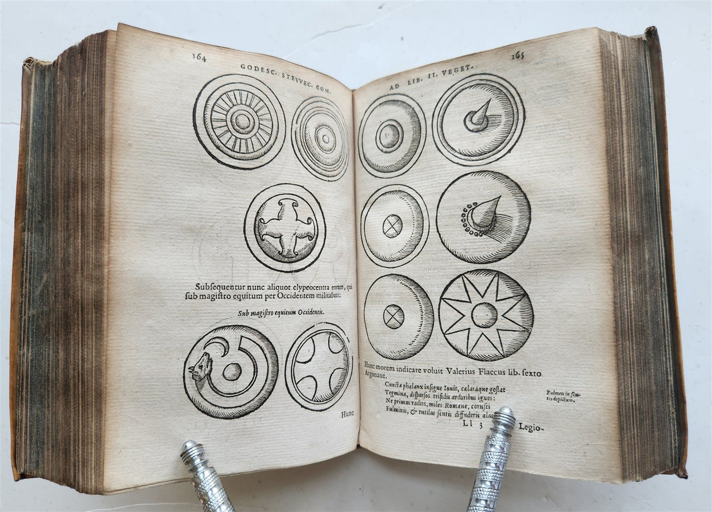 1592 ILLUSTRATED ANCIENT WARFARE TREATISE by V.Flavius antique VELLUM BINDING