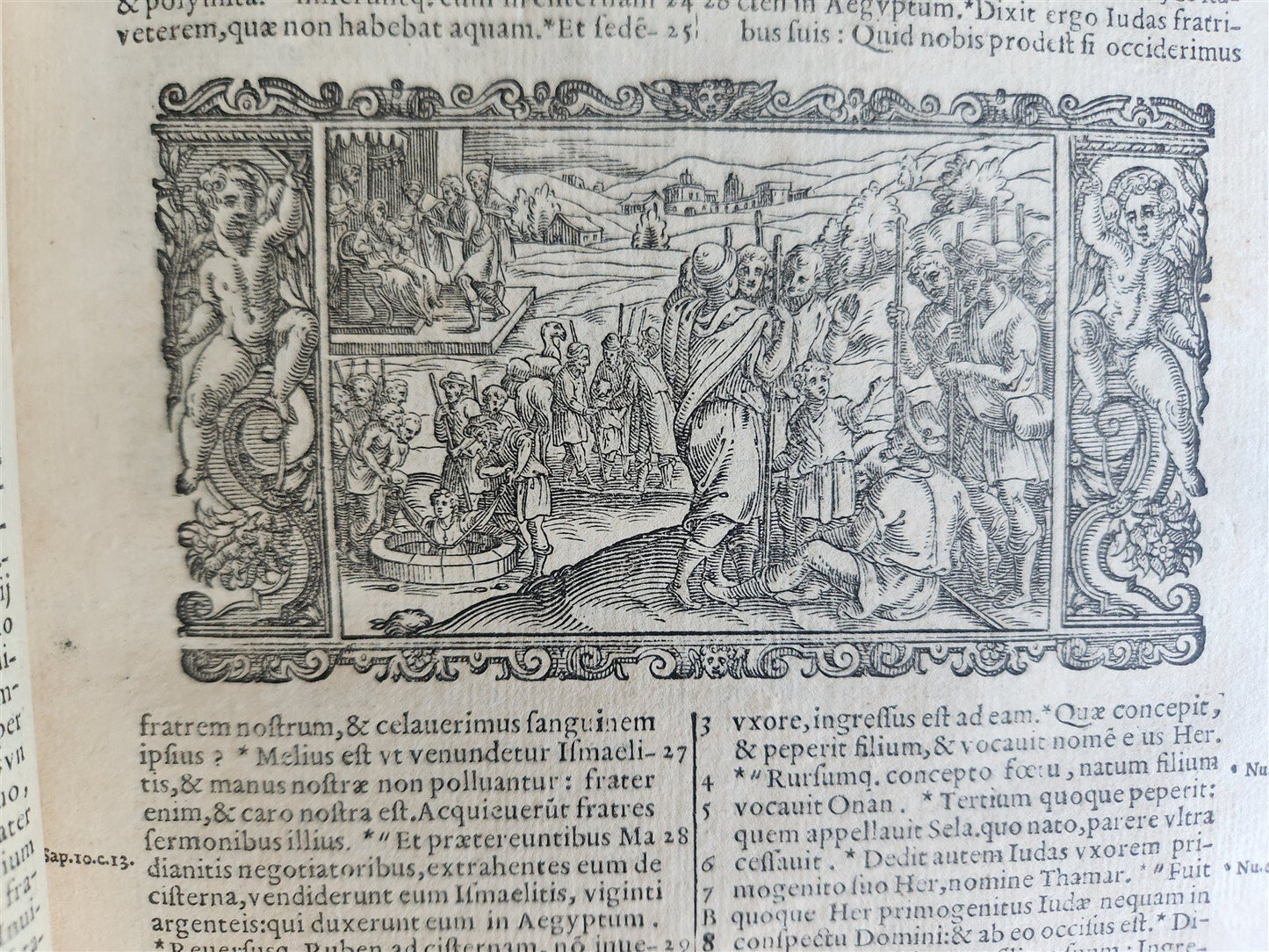1611 BIBLE in LATIN antique ILLUSTRATED BIBLIA SACRA w/ 252 WOODCUTS