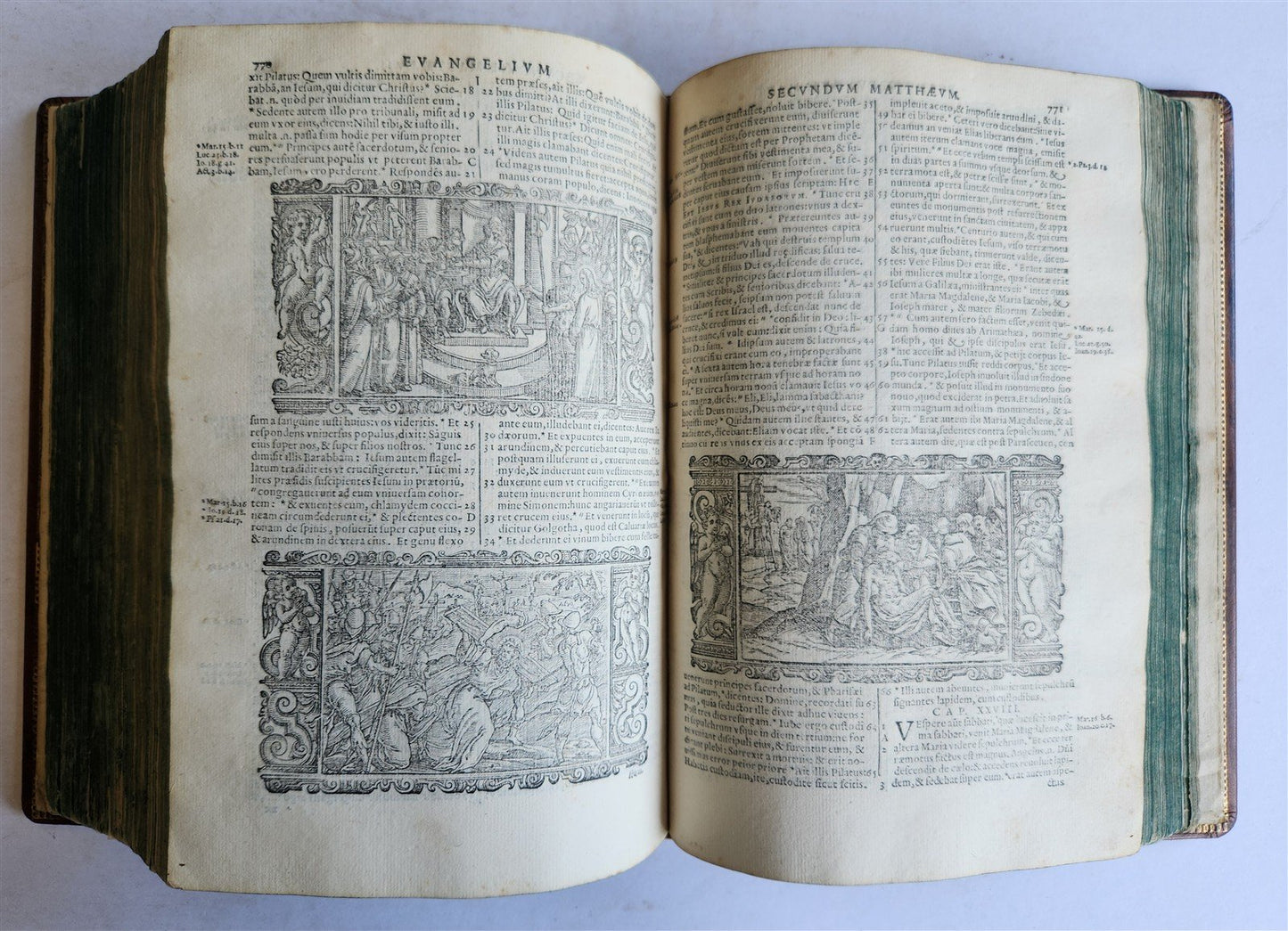 1611 BIBLE in LATIN antique ILLUSTRATED BIBLIA SACRA w/ 252 WOODCUTS