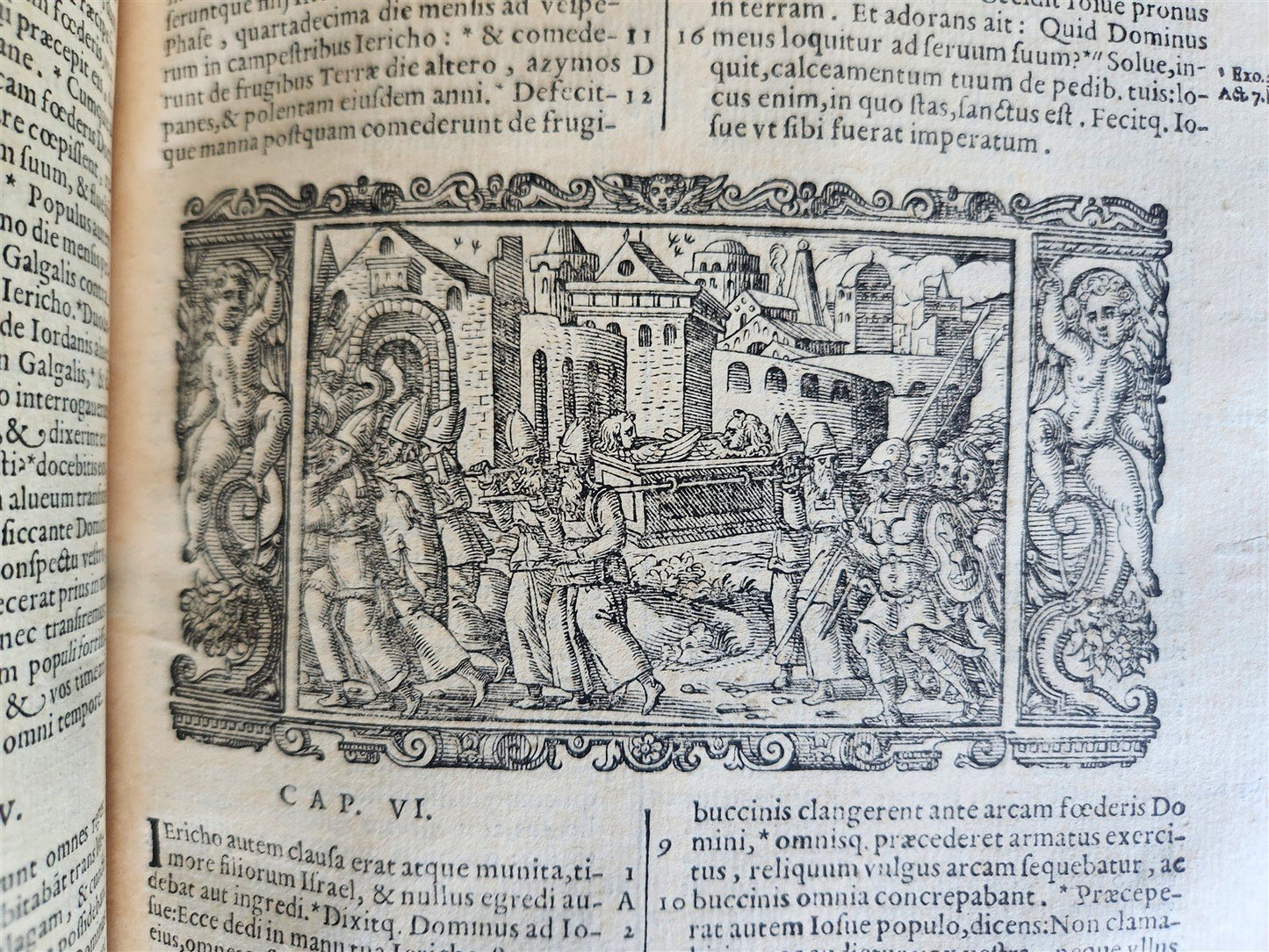1611 BIBLE in LATIN antique ILLUSTRATED BIBLIA SACRA w/ 252 WOODCUTS