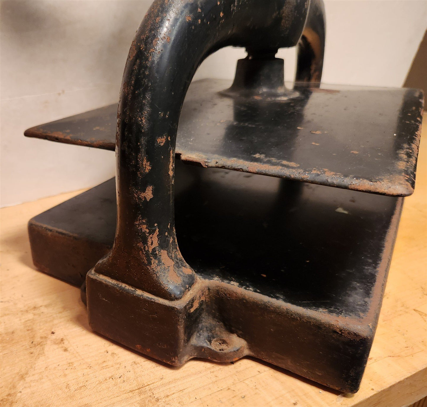 CAST IRON BOOK PRESS antique BOOKBINDING VICTORIAN 19th century