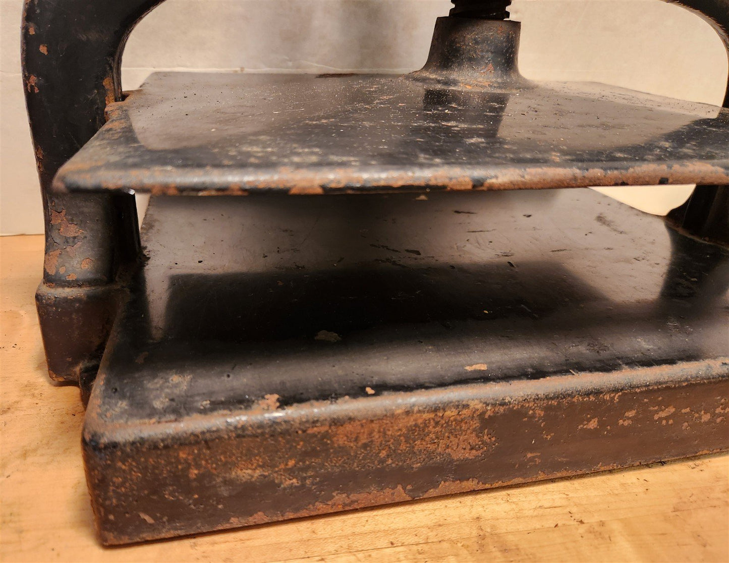 CAST IRON BOOK PRESS antique BOOKBINDING VICTORIAN 19th century