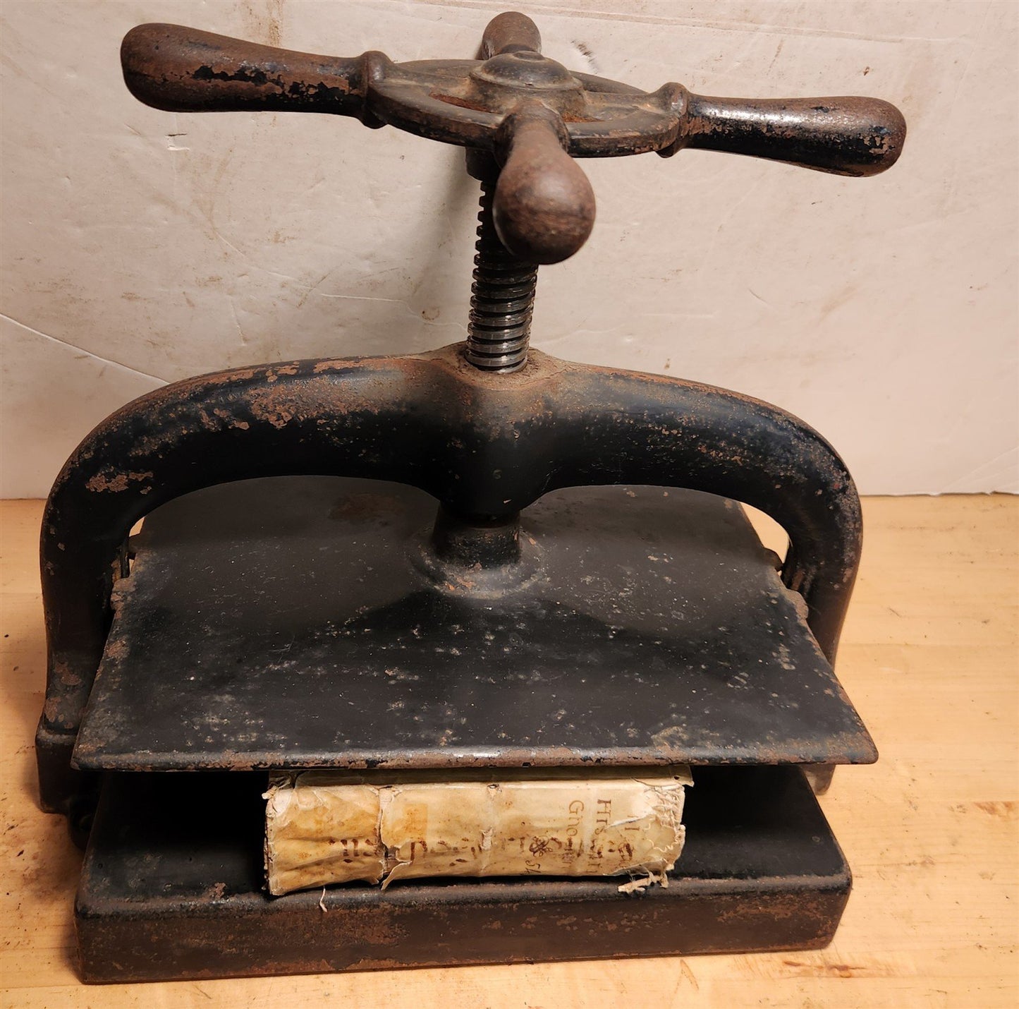 CAST IRON BOOK PRESS antique BOOKBINDING VICTORIAN 19th century