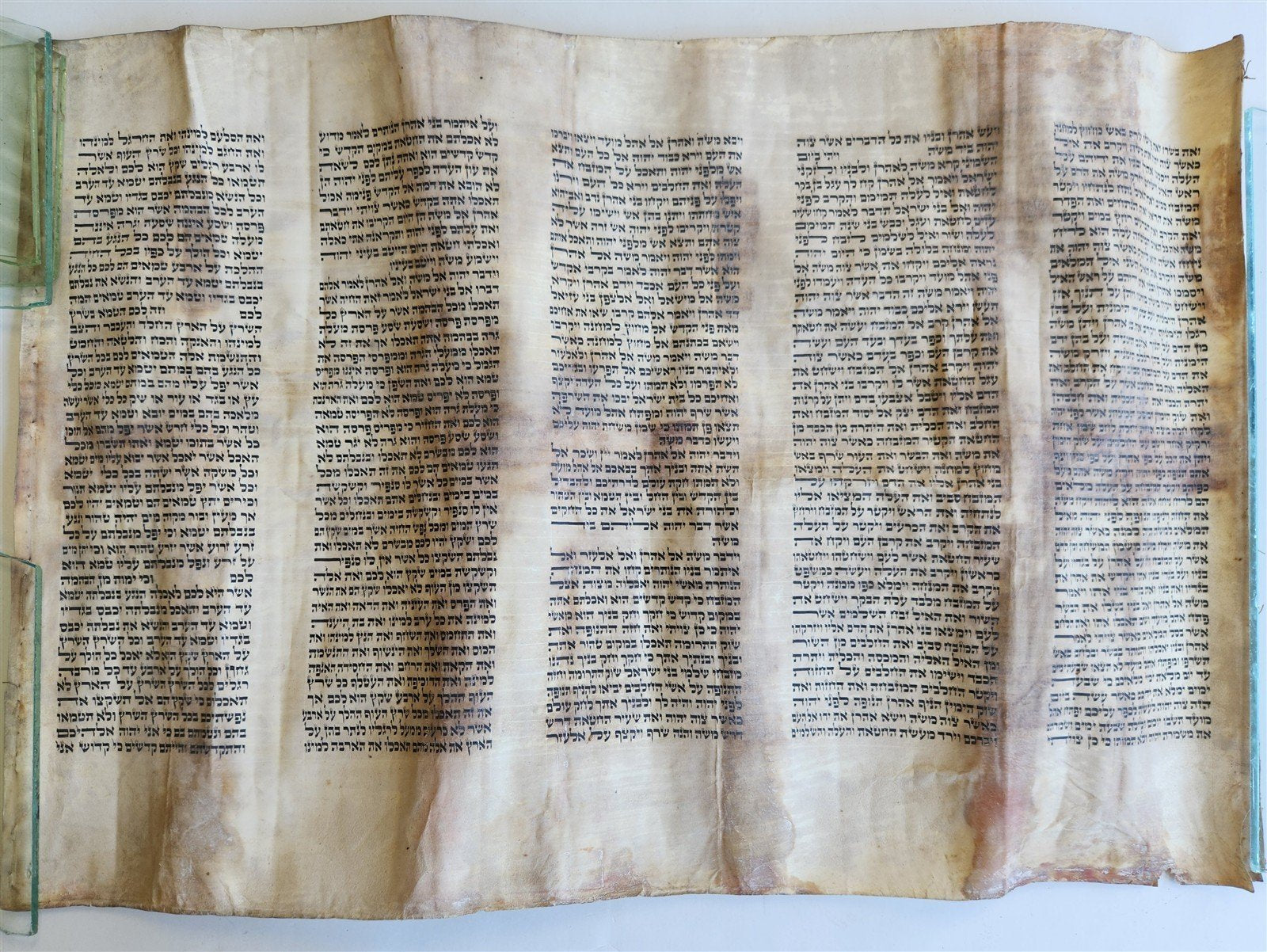 TORAH SCROLL FRAGMENT MANUSCRIPT on VELLUM 19th century ANTIQUE LEVITI ...