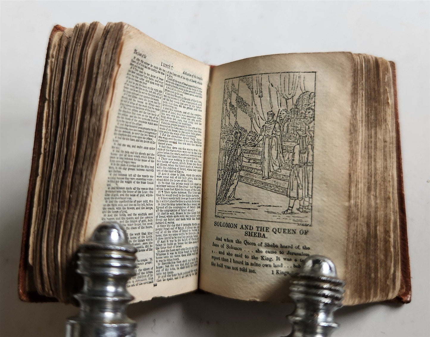 1838 MINIATURE BIBLE in ENGLISH w/ Magnified glass ANTIQUE illustrated