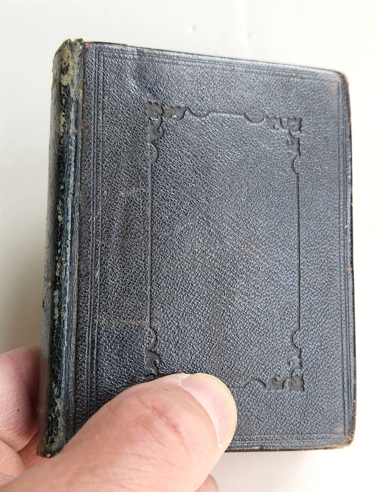 1832 BIBLE in ENGLISH - POCKET SIZE antique NEW TESTAMENT