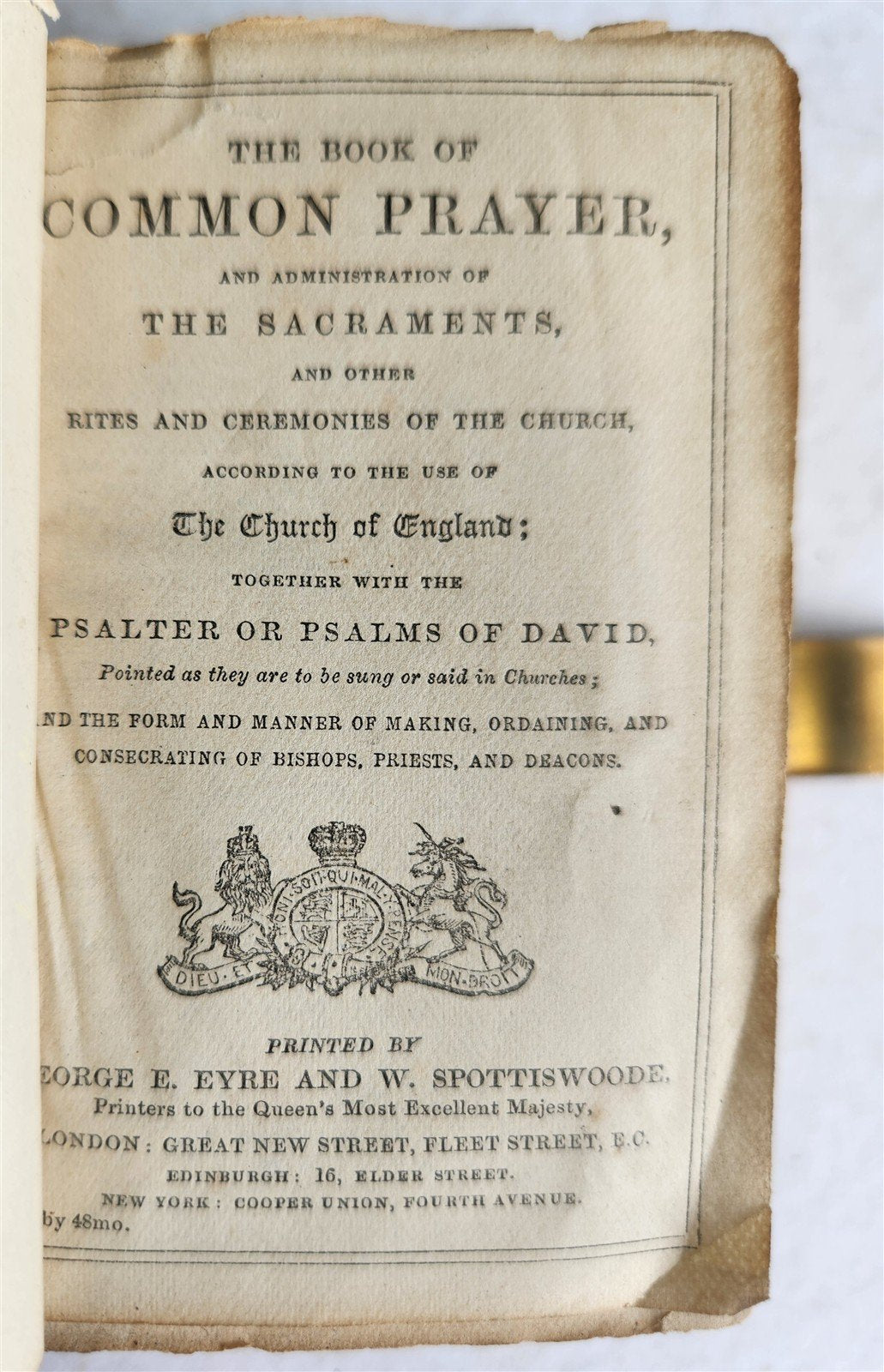 1870s BIBLE in ENGLISH - POCKET SIZE w/ BOOK of PRAYER antique NEW TESTAMENT