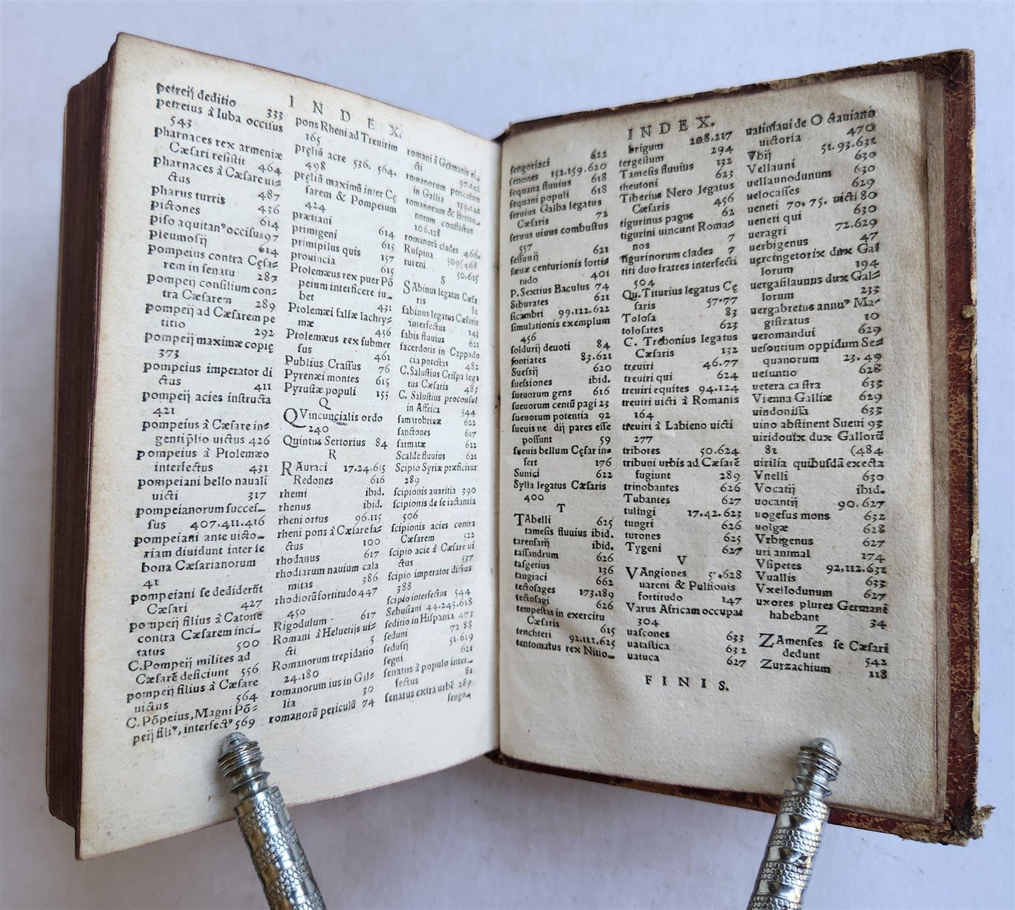 1581 JULIUS CAESAR ILLUSTRATED antique ORIGINAL 16th CENTURY BINDING