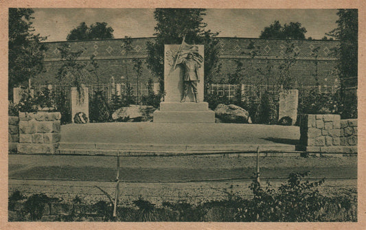 GERMANY SAUPERSDORF i. SA. KRIEGER-EHRENMAL ANTIQUE POSTCARD