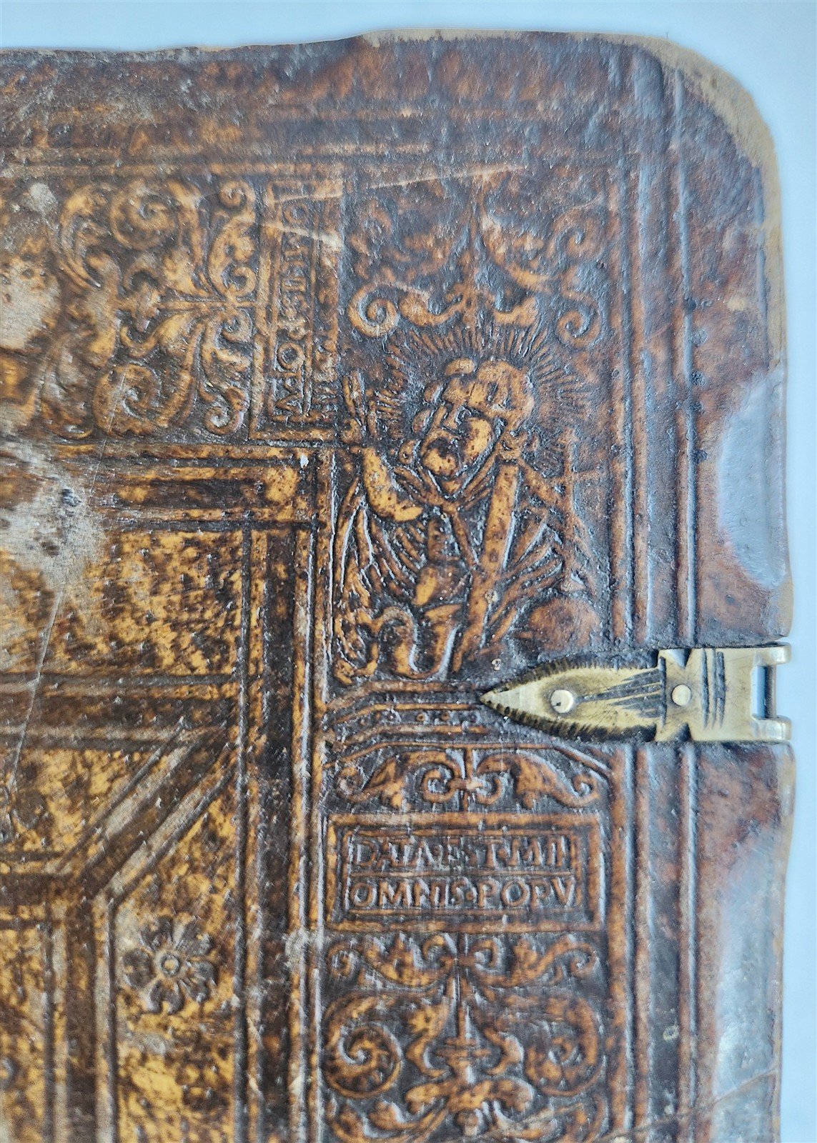 1562 BIBLE ILLUSTRATED antique ORIGINAL PIGSKIN BINDING LATIN BIBLIA SACRA 16 c.