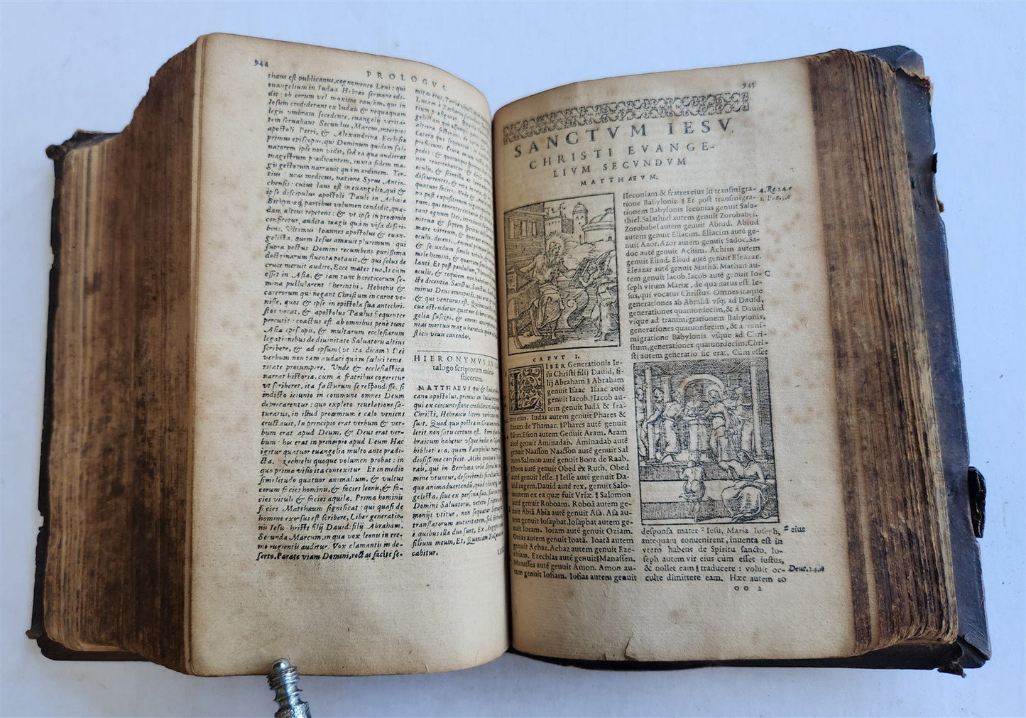 1562 BIBLE ILLUSTRATED antique ORIGINAL PIGSKIN BINDING LATIN BIBLIA SACRA 16 c.