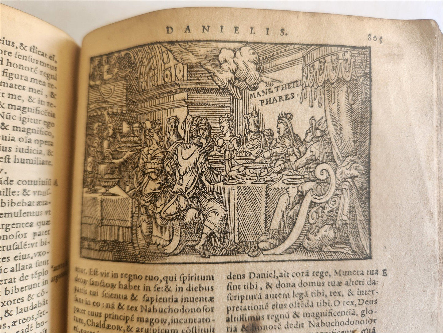 1558 BIBLE ILLUSTRATED antique VELLUM BINDING LATIN BIBLIA SACRA 16 century