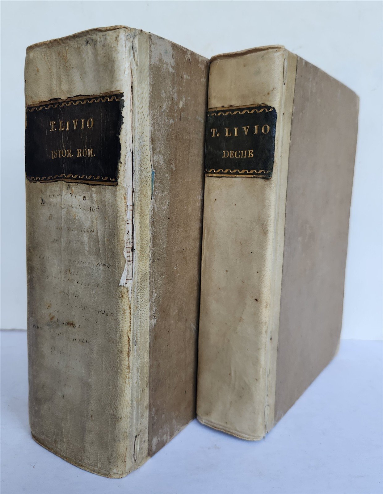 1586 ROMAN HISTORY by TITUS LIVIUS 2 VOLUMES in ITALIAN antique 16th CENTURY