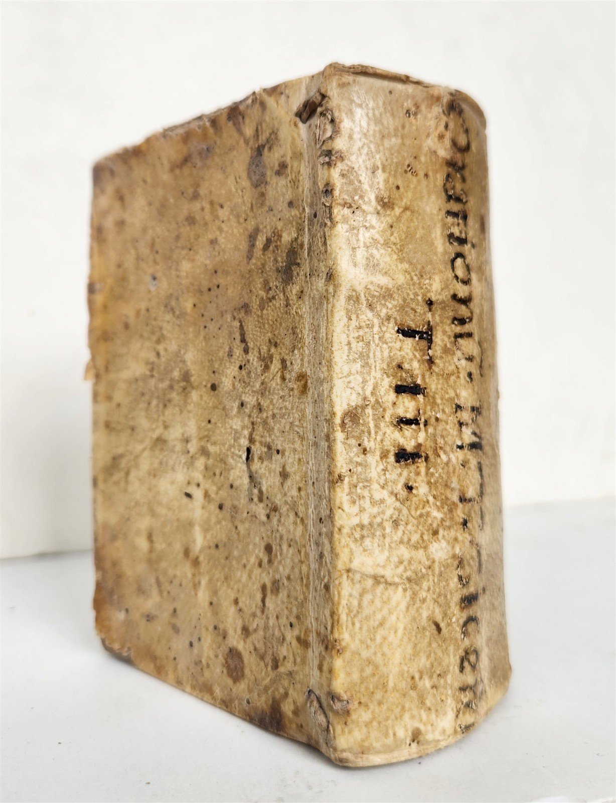 1550 CICERO Orationum ANTIQUE VELLUM BINDING w/ MANUSCRIPT TITLE 16th century