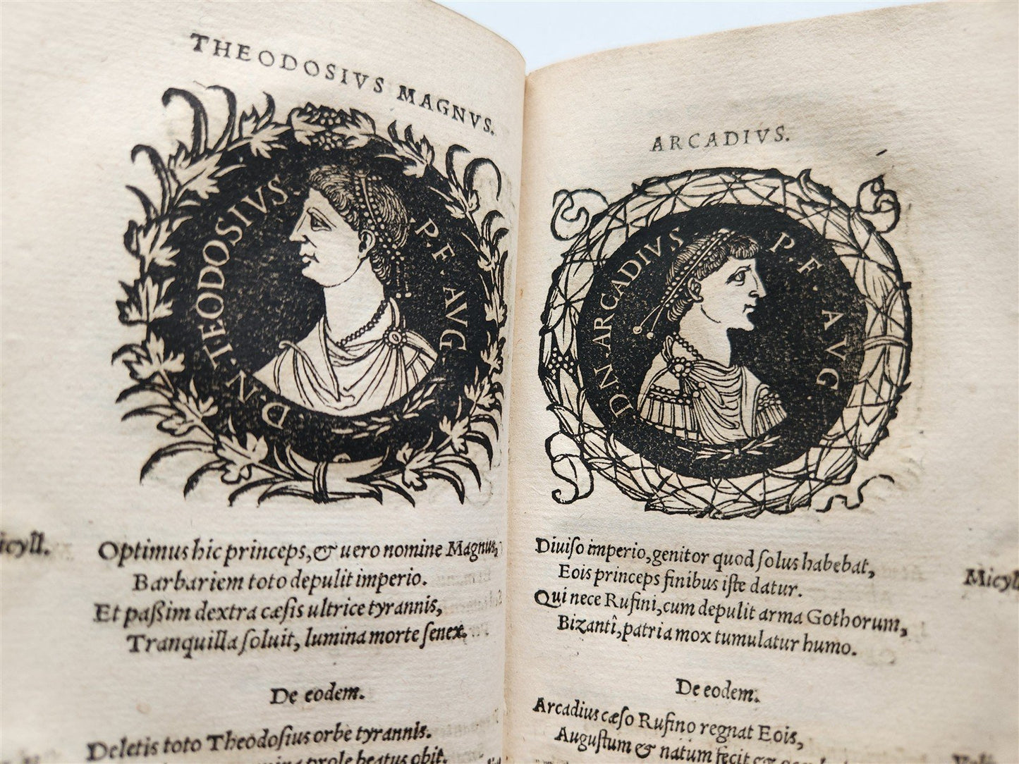 1544 Icones Imperatorum Romanorum ILLUSTRATED 96 ROMAN EMPEROR PORTRAITS ANTIQUE
