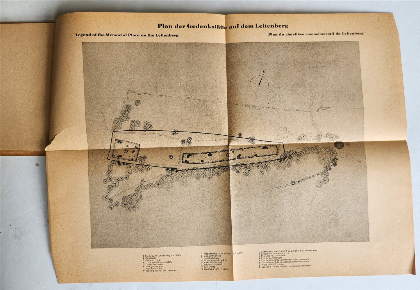 1950 GUIDE TRHOUGH DACHAU CONCENTRATION CAMP MEMORIAL SITES ANTIQUE illustrated