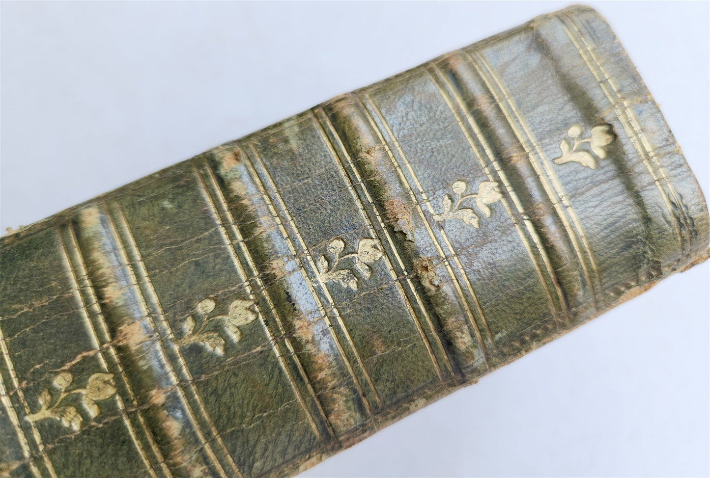 1761 BIBLE in FRENCH LA SAINTE BIBLE OLD & NEW TESTAMENT antique FINE BINDING