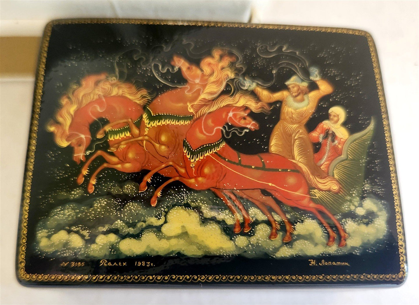 RUSSIAN PALEKH SCHOOL 1983 HAND PAINTED LACQUER BOX TROIKA vintage ARTIST SIGNED