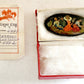 RUSSIAN PALEKH SCHOOL 1984 HAND PAINTED LACQUER PAPER MACHE BROOCH vintage