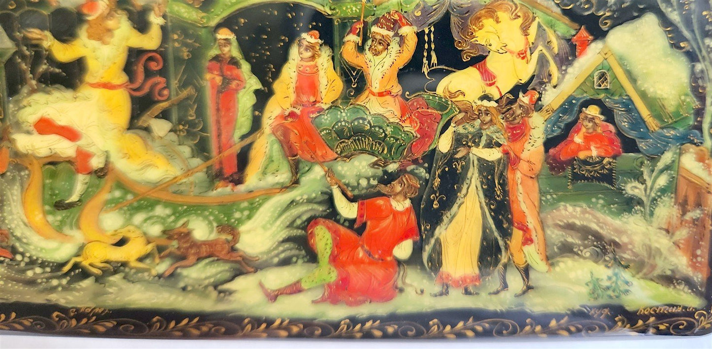 RUSSIAN PALEKH SCHOOL 1980s HANDPAINTED LACQUER BOX EMELYA vintage ARTIST SIGNED