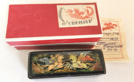 RUSSIAN PALEKH SCHOOL 1985 HAND PAINTED LACQUER BOX KNIGHTS FIGHT vintage SIGNED