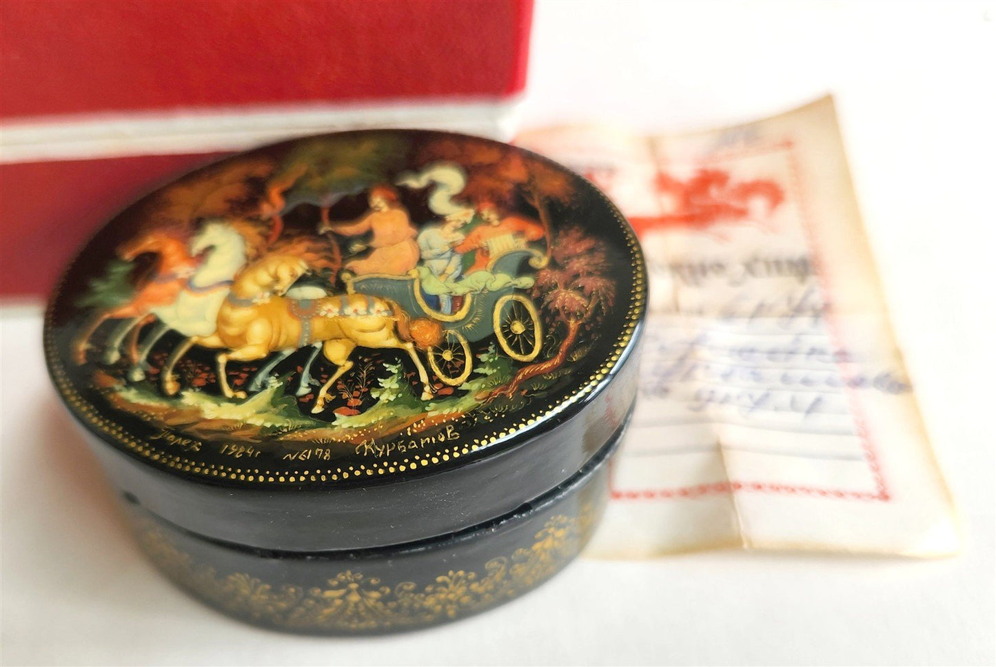 RUSSIAN PALEKH SCHOOL 1984 HAND PAINTED LACQUER BOX TROIKA vintage SIGNED